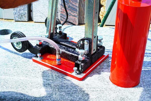CARDI HS 300 core drill with core bit particular view.