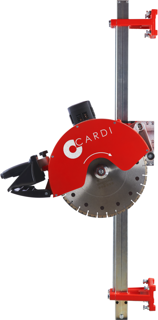 CARDI DV PE400-1500 blade saw on rail for wet cuts with 40 cm diamond blade.